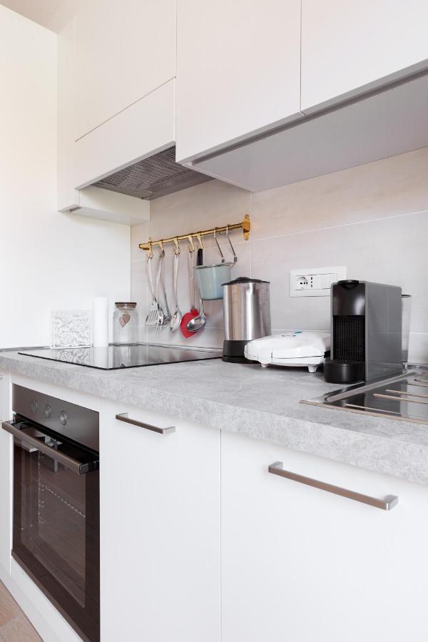 Elegant Flat In Milan, Wi-Fi E Netflix! Apartment Bagian luar foto