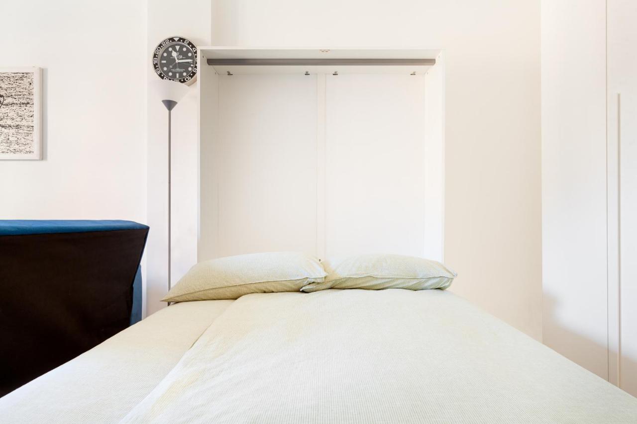 Elegant Flat In Milan, Wi-Fi E Netflix! Apartment Bagian luar foto